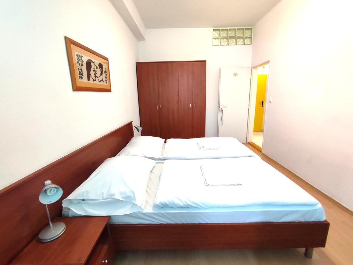 Hotel Jurki Dom ブラチスラヴァ エクステリア 写真