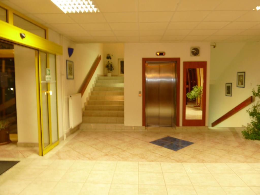 Hotel Jurki Dom ブラチスラヴァ エクステリア 写真