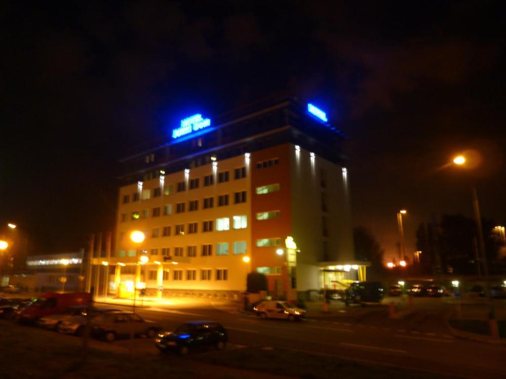 Hotel Jurki Dom ブラチスラヴァ エクステリア 写真