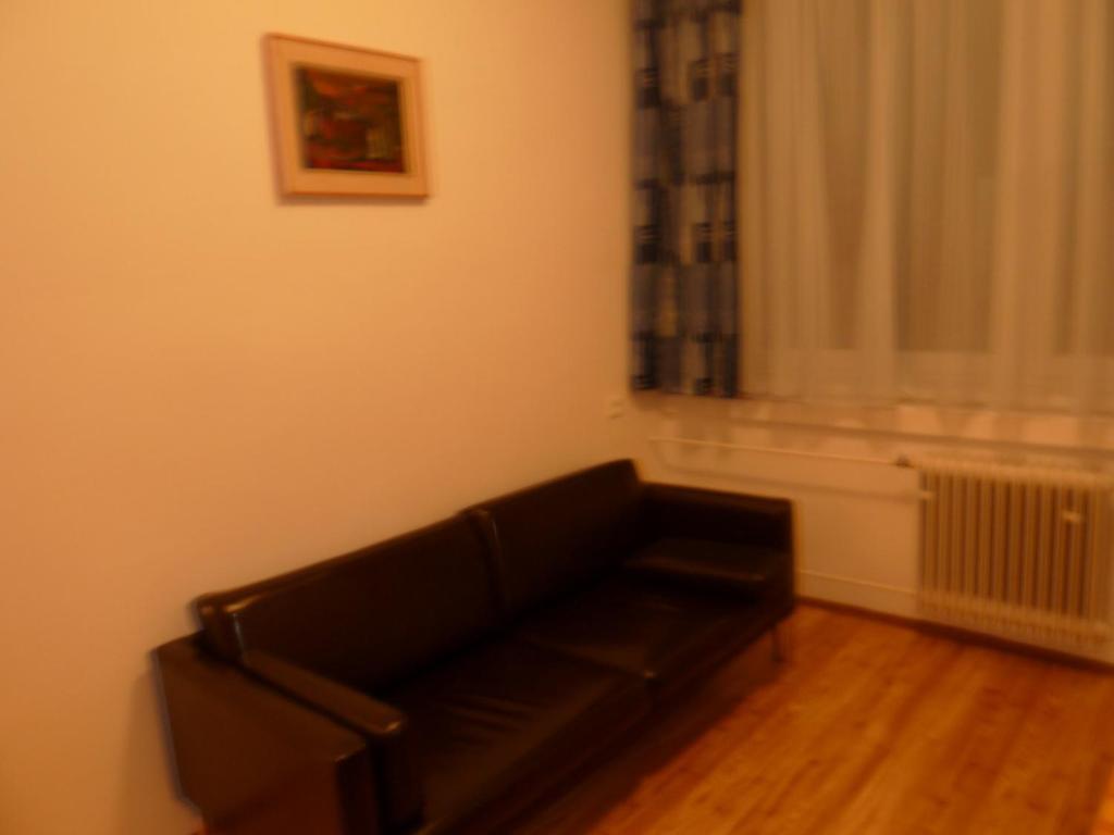 Hotel Jurki Dom ブラチスラヴァ エクステリア 写真